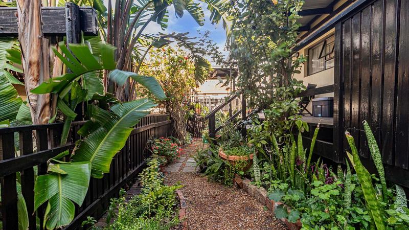 8 Bedroom Property for Sale in Fish Hoek Western Cape
